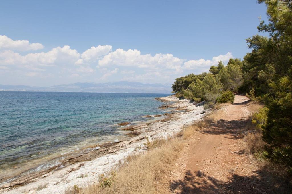 Villa Dinka Sutivan Quarto foto