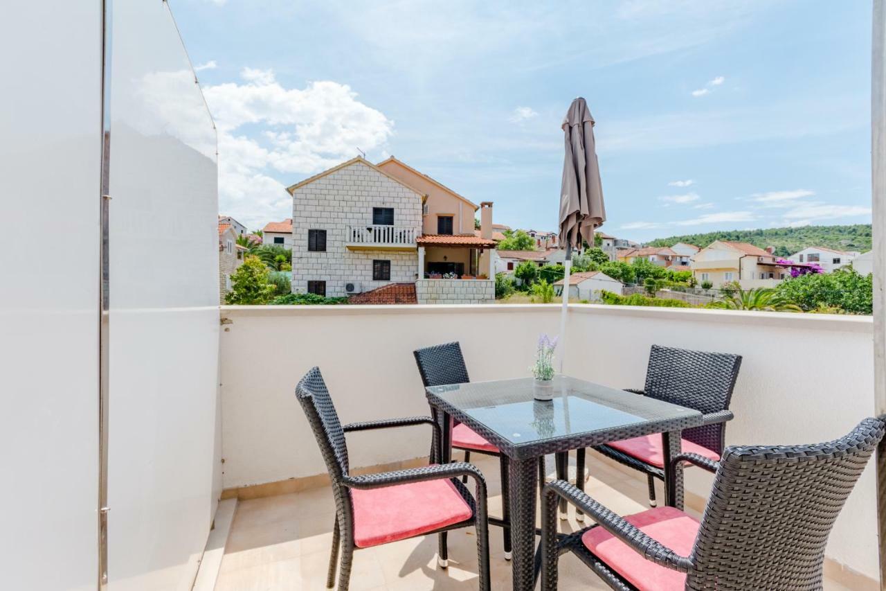 Villa Dinka Sutivan Exterior foto